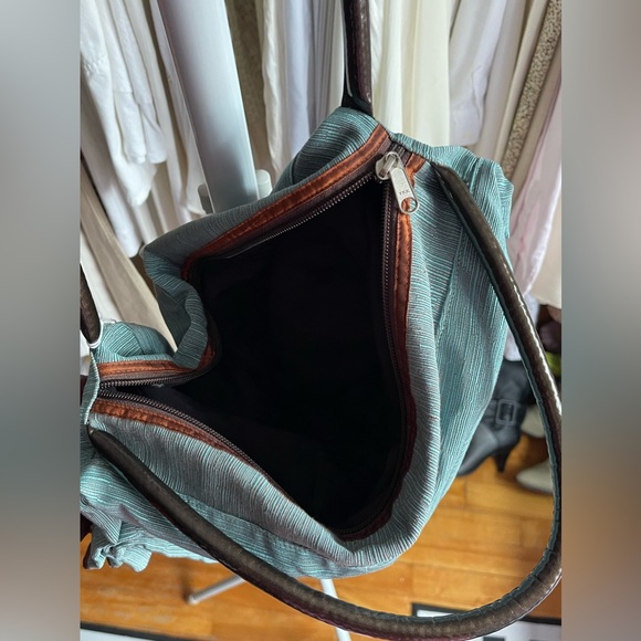 Concubine Handmade bag - Picture 2 of 3